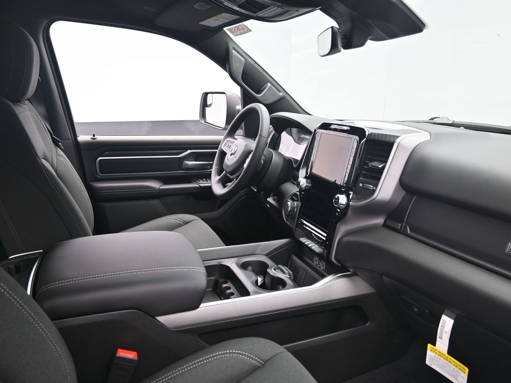 2026 Ram 1500 Big Horn photo 4