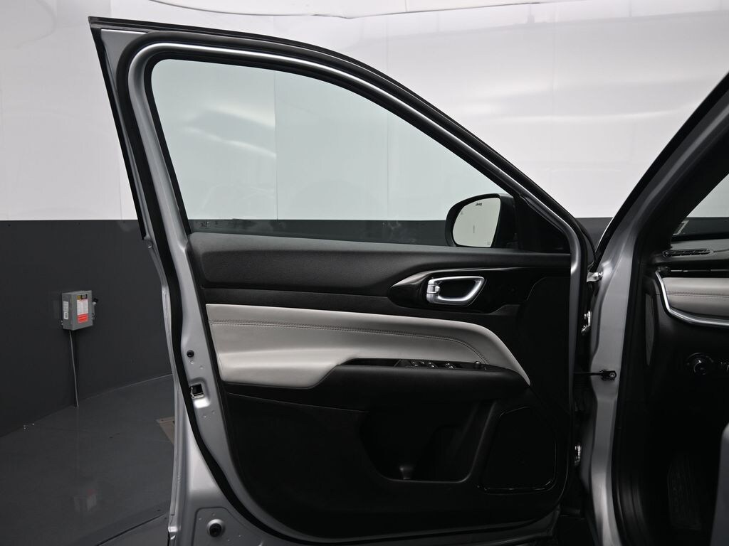 Used 2024 Jeep Compass Limited Sport Utility