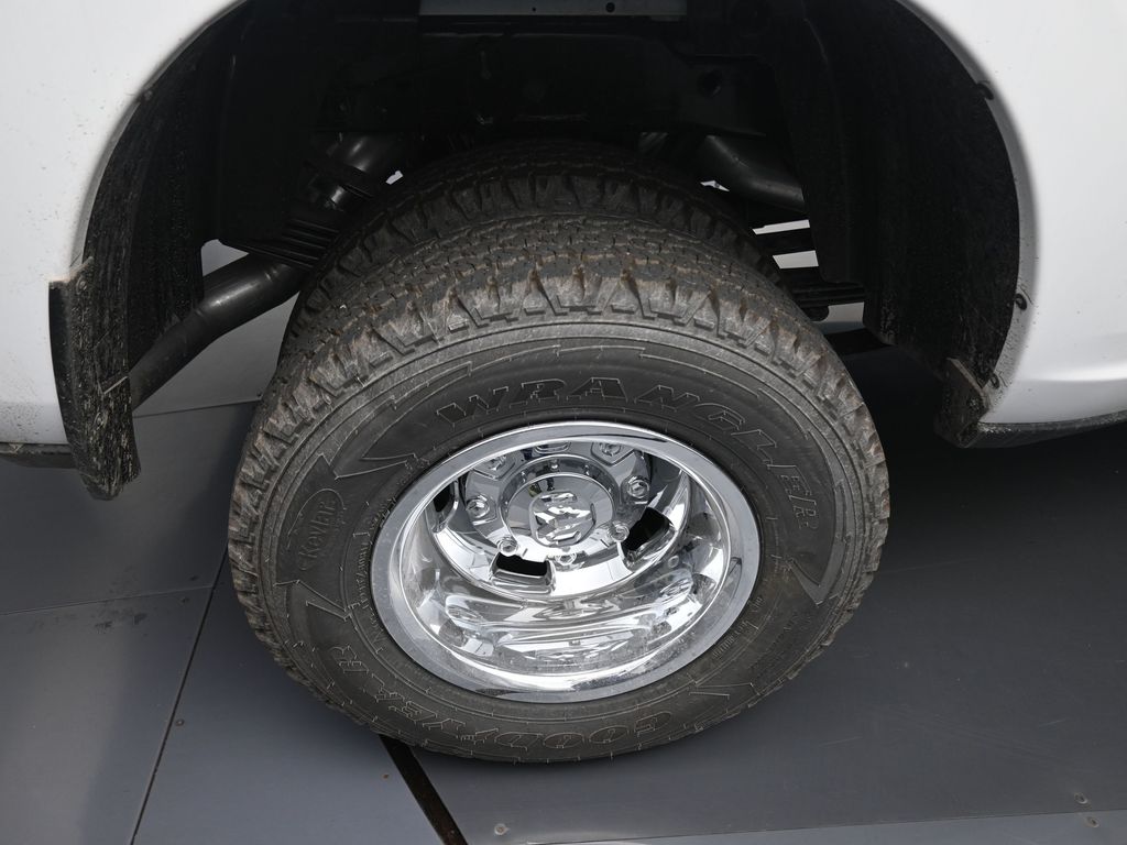 2026 Ram 3500 Tradesman photo 2