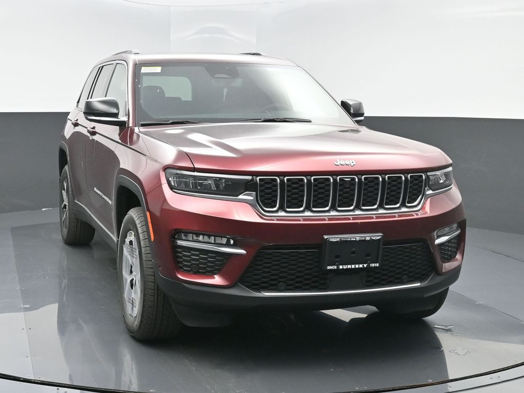 2025 Jeep Grand Cherokee Limited's photo