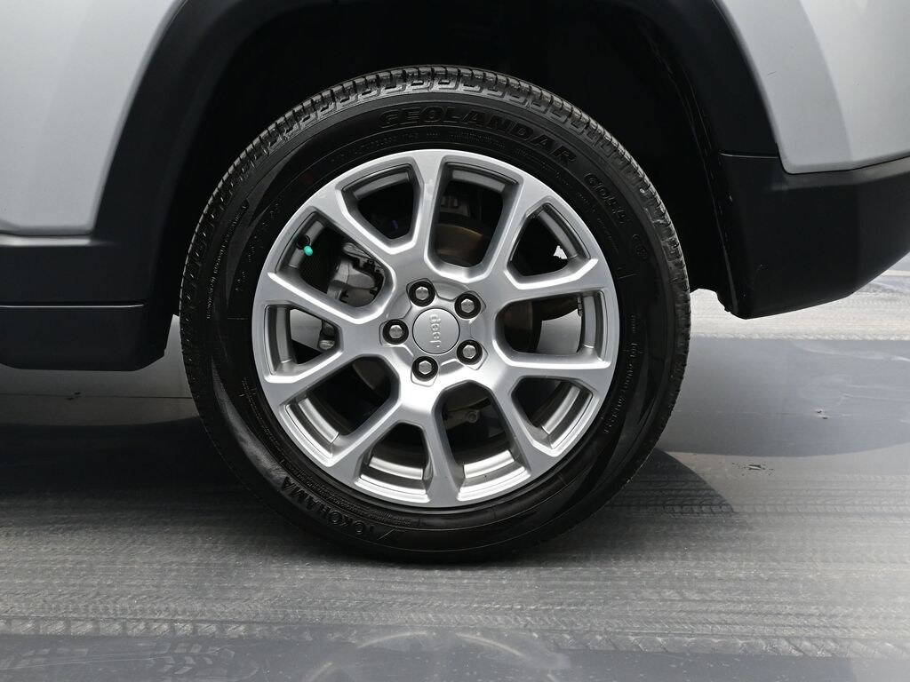 Used 2024 Jeep Compass Latitude Lux Sport Utility