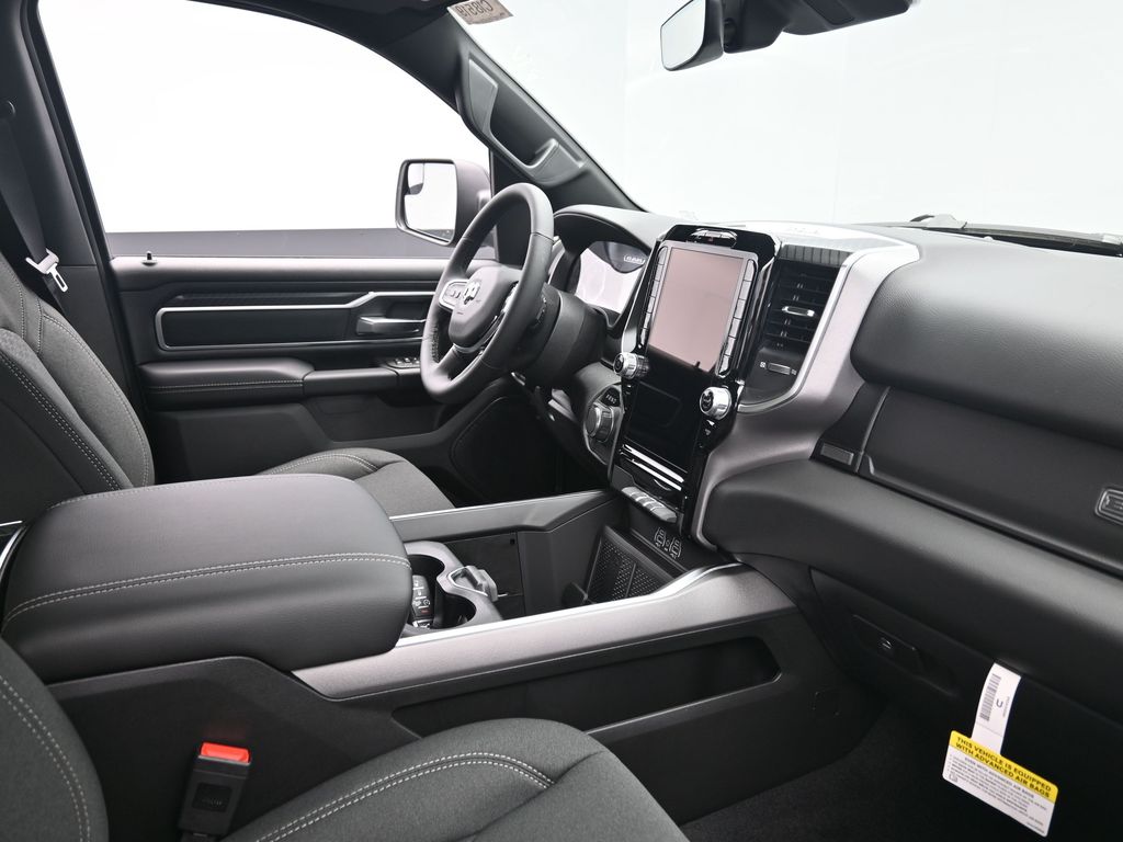 2026 Ram 1500 Big Horn photo 4