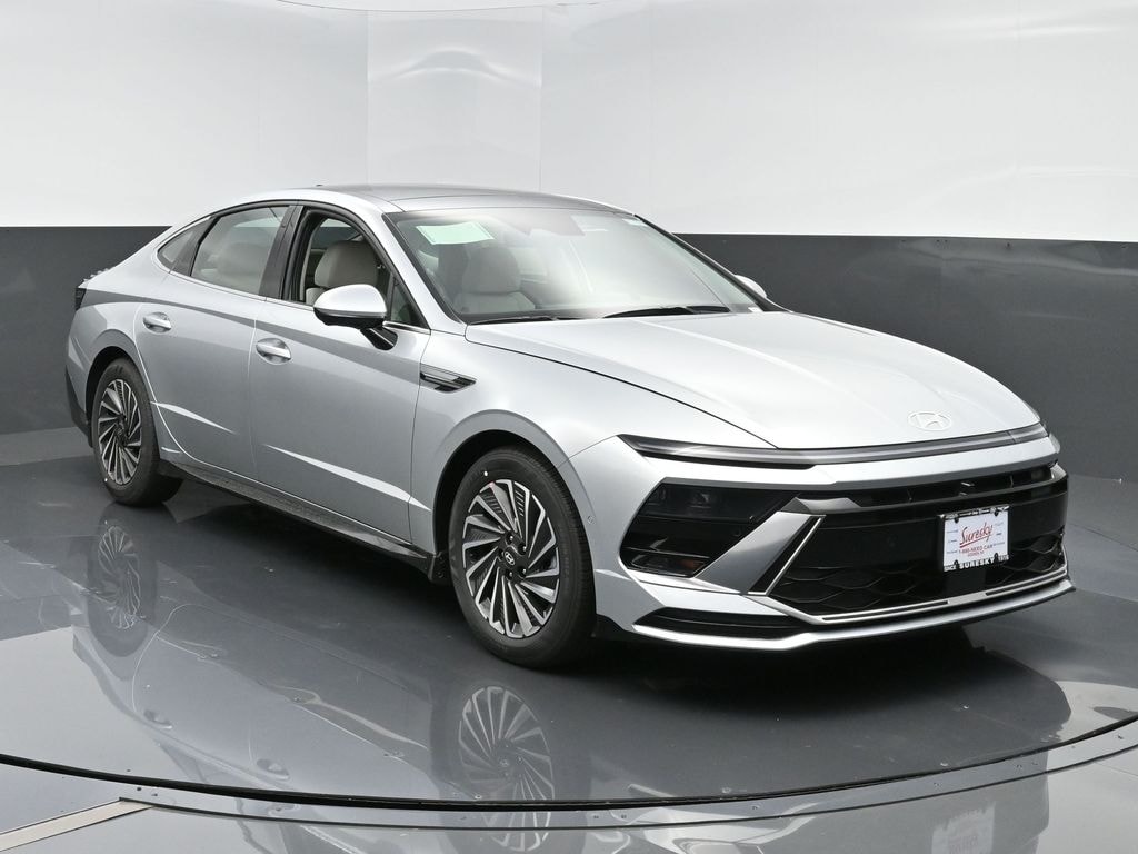 Used 2024 Hyundai Sonata Hybrid Limited Sedan