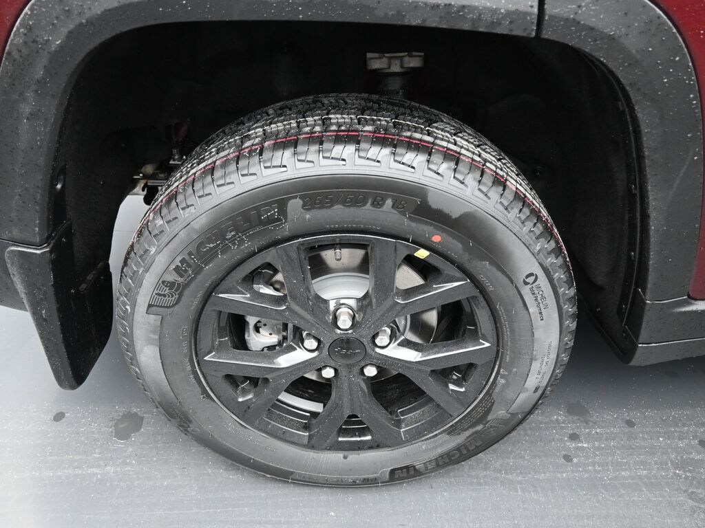 New 2025 Jeep Grand Cherokee Altitude X Sport Utility