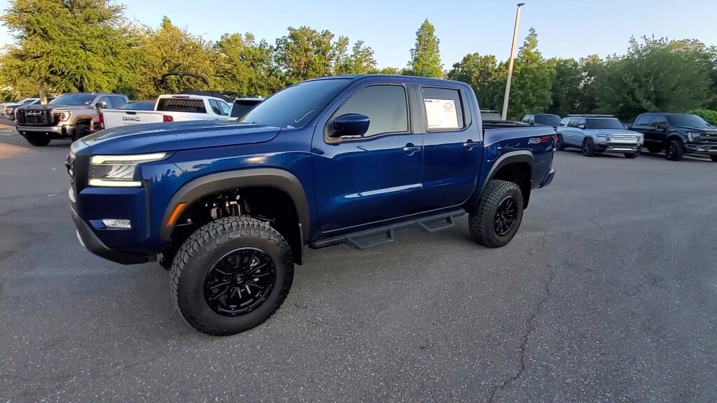 Used 2023 Nissan Frontier PRO-4X Crew Cab 4x4 PRO-4X Auto *Ltd Avail*