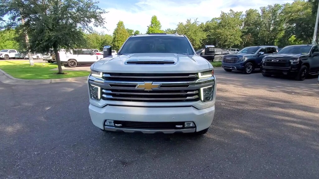 Used 2022 Chevrolet Silverado 2500HD High Country 4WD Crew Cab 159 High Country