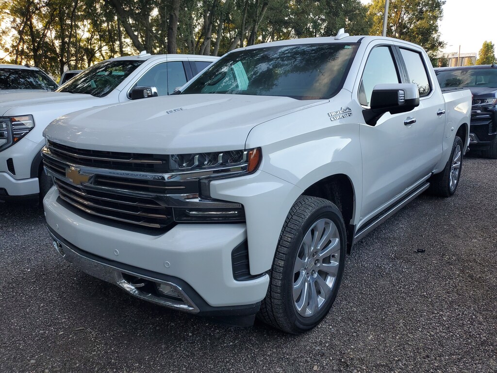 Used 2021 Chevrolet Silverado 1500 High Country 4WD Crew Cab 147 High Country