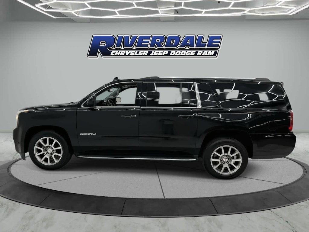 Used 2020 GMC Yukon XL Denali 4WD