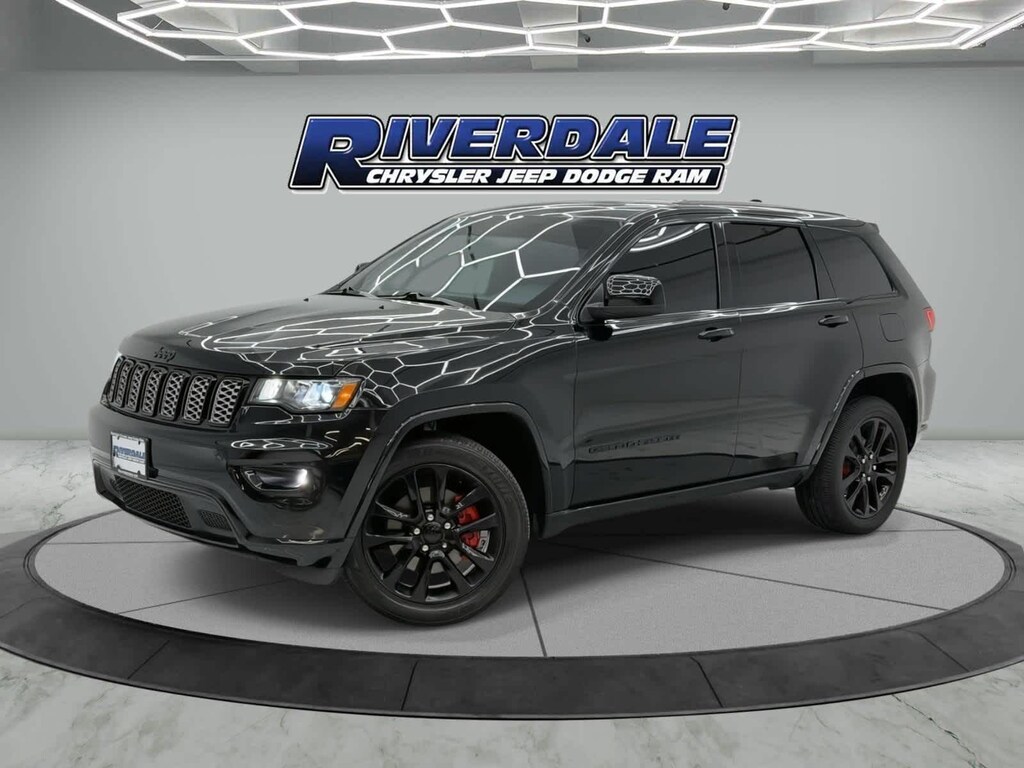 Used 2021 Jeep Grand Cherokee Laredo X 4x4