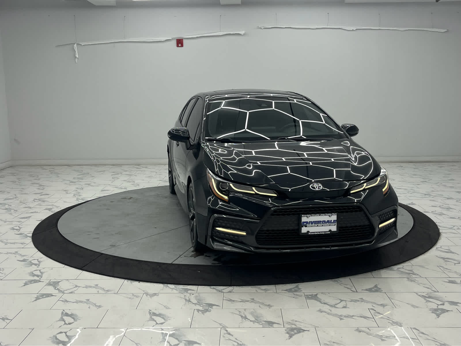 2020 Toyota Corolla XSE photo 2