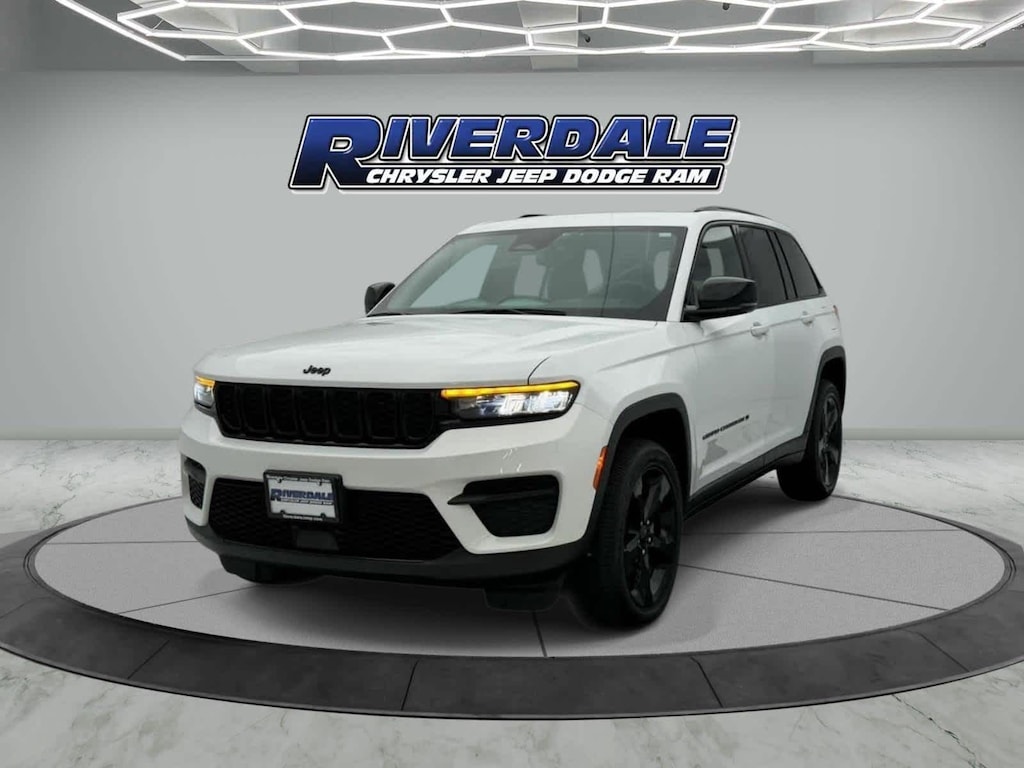 Used 2023 Jeep Grand Cherokee Sport Utility