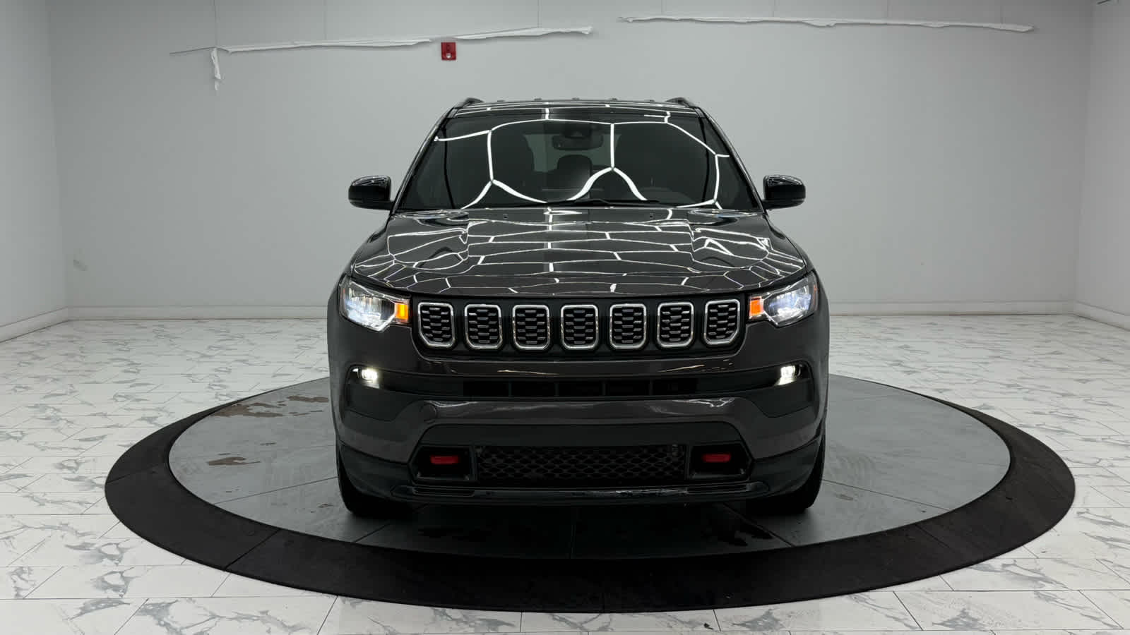 2024 Jeep Compass Trailhawk photo 2