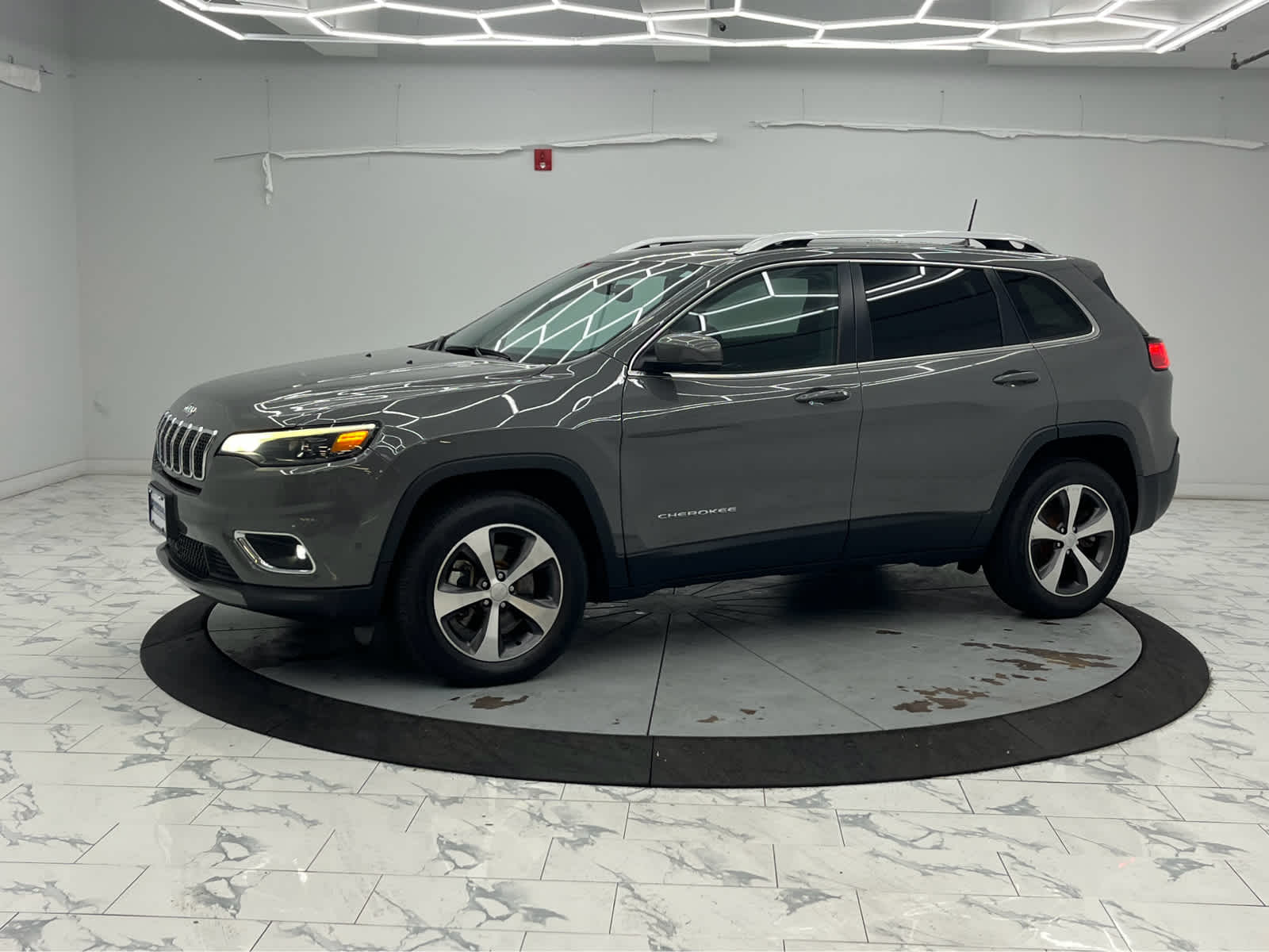 2021 Jeep Cherokee Limited photo 3