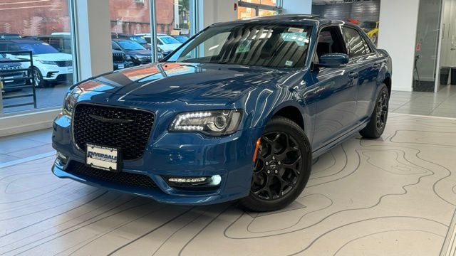 Used 2023 Chrysler 300 Touring L with VIN 2C3CCASG9PH677546 for sale in Bronx, NY