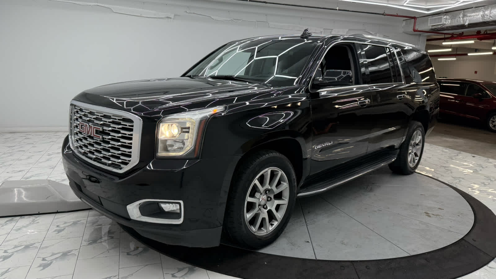 2020 Gmc Yukon XL Denali photo 2