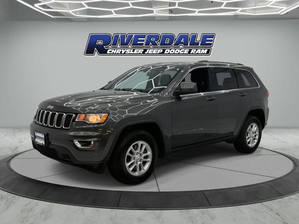 Used 2020 Jeep Grand Cherokee Laredo E