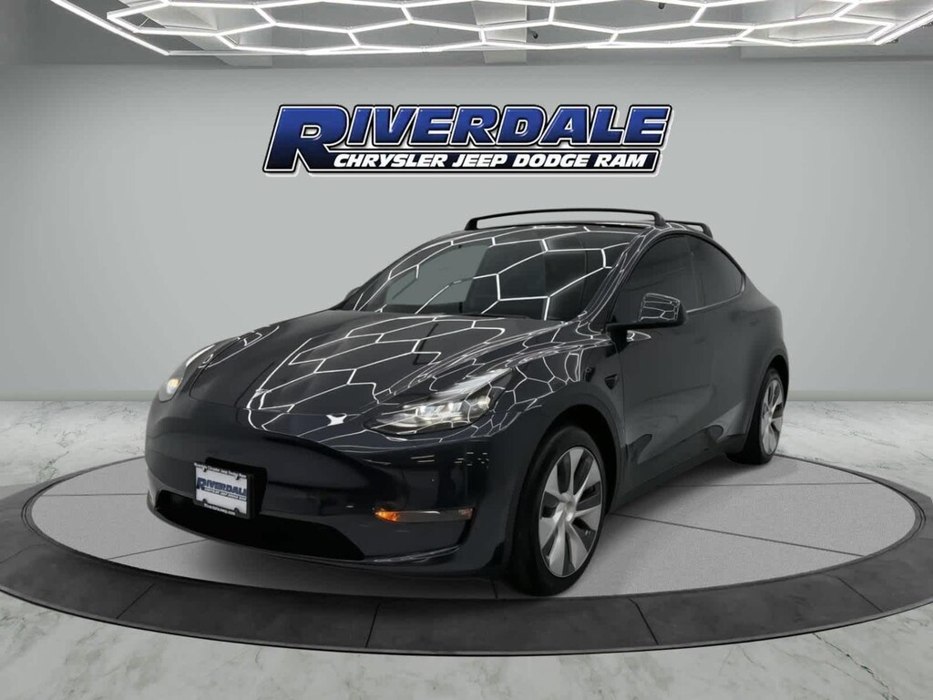 Used 2024 Tesla Model Y Long Range AWD