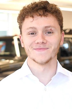 Staff member Aaron Albert from ID_f7b2fc6a5332