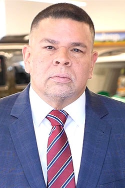 Staff member Robert Caballero from ID_f7b2fc6a5332