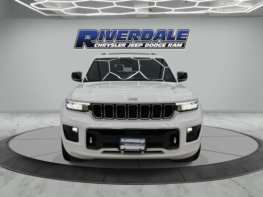 Used 2022 Jeep Grand Cherokee L Overland 4x4