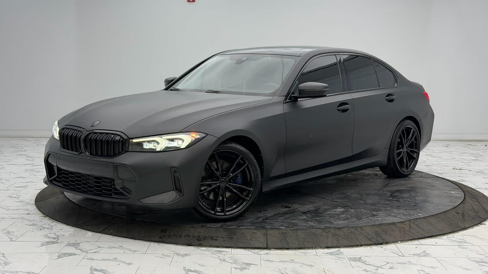 2023 BMW 3 Series 330i