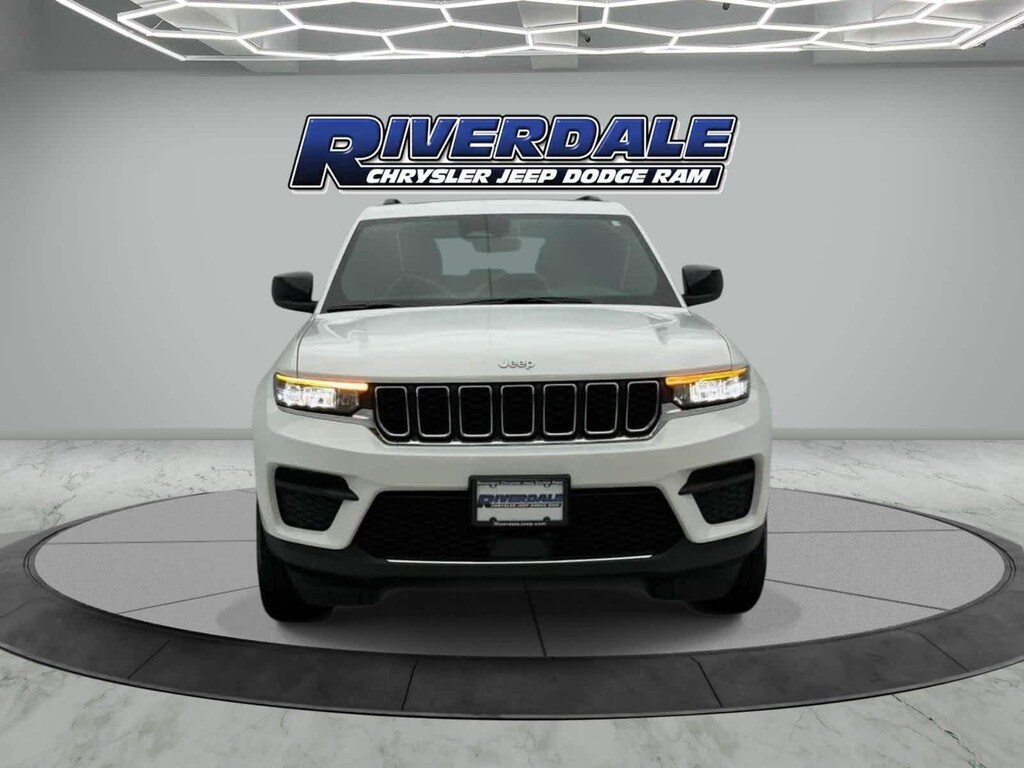 Used 2025 Jeep Grand Cherokee LAREDO X 4X4 Sport Utility