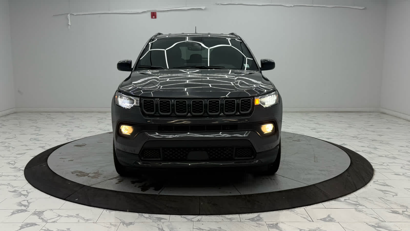 2024 Jeep Compass Latitude photo 2