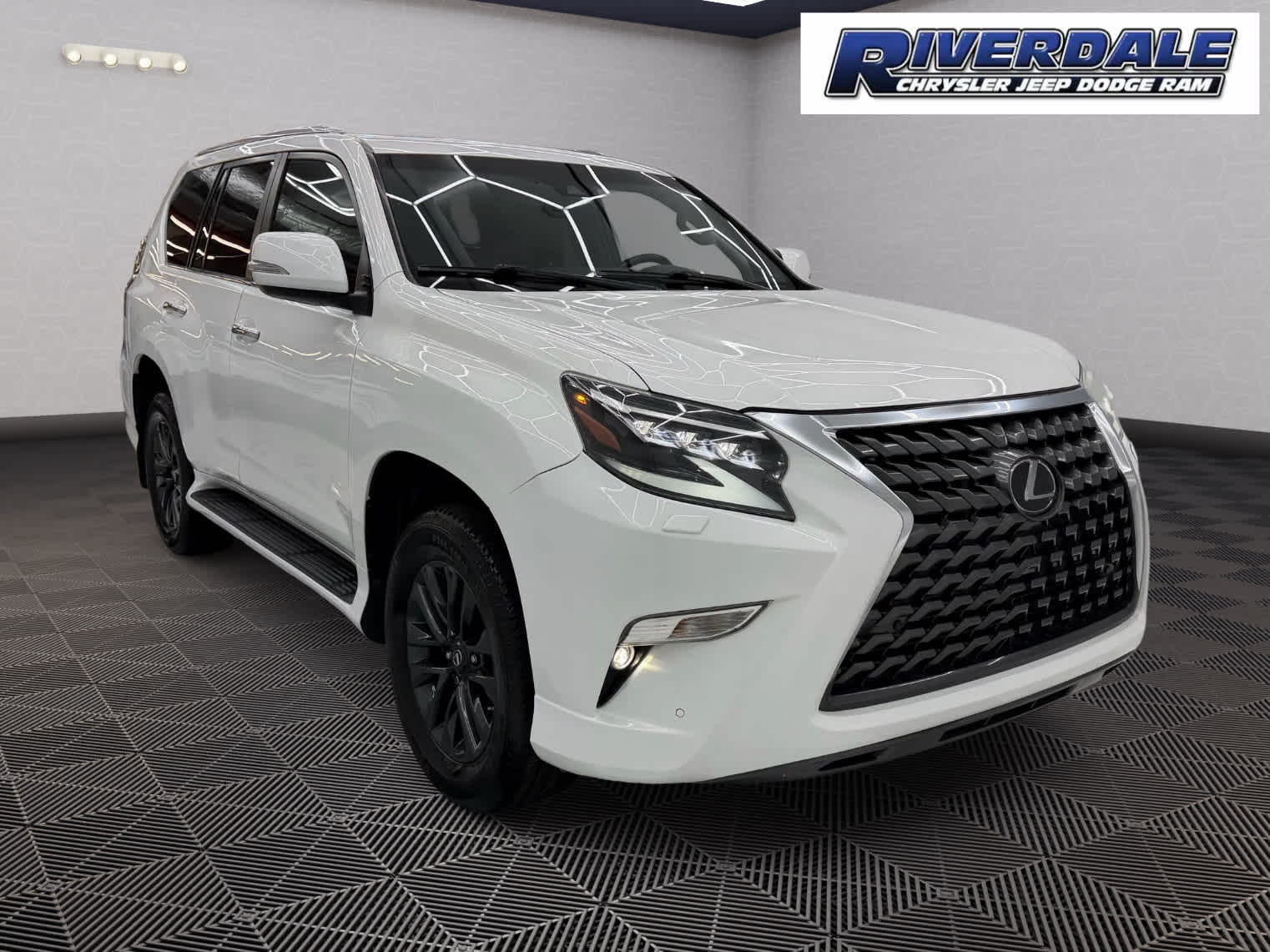2020 Lexus GX 460 Premium photo 3
