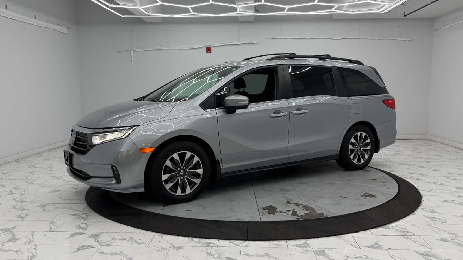 2021 Honda Odyssey EX-L photo 3