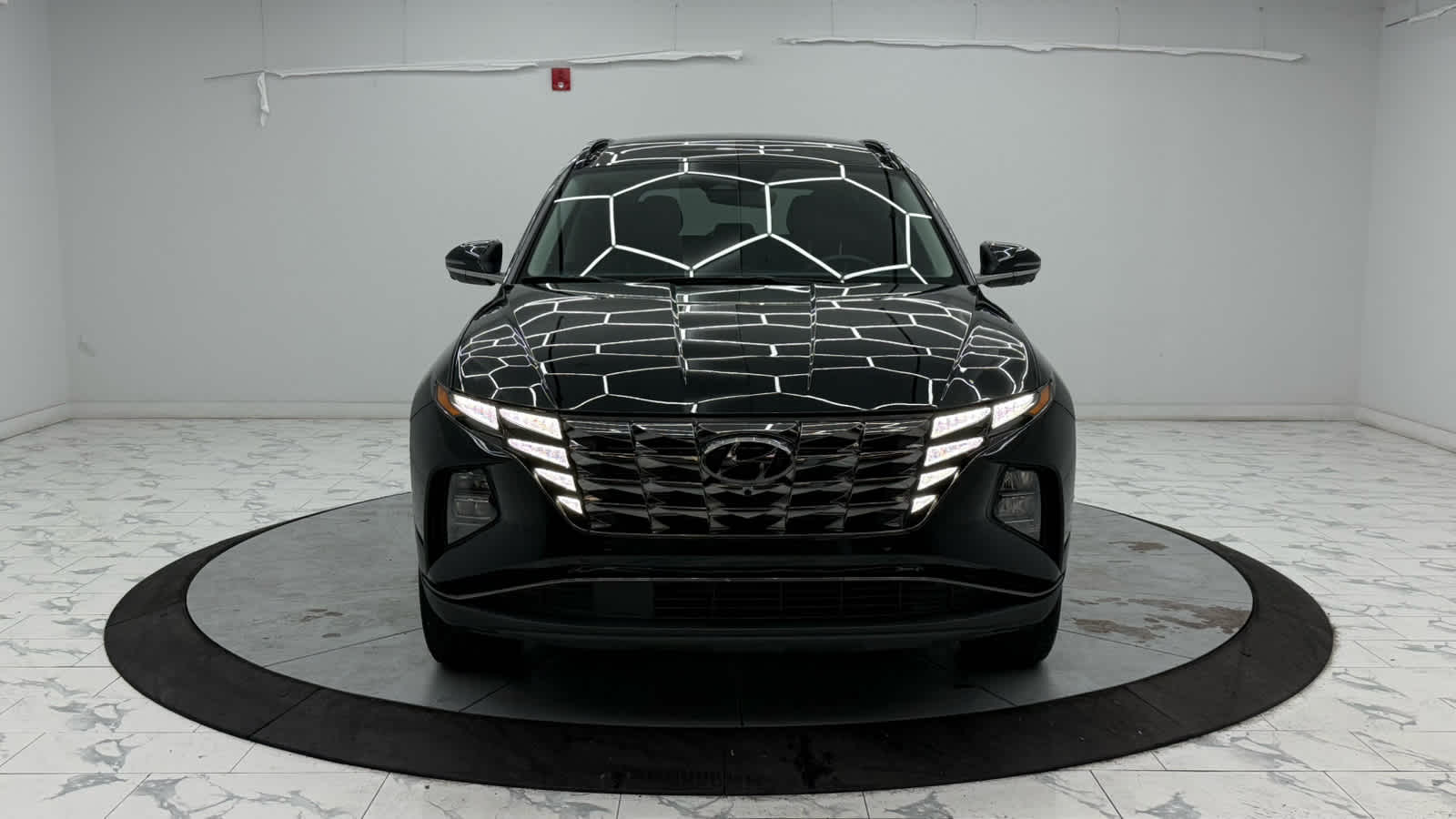 2023 Hyundai Tucson Limited photo 2