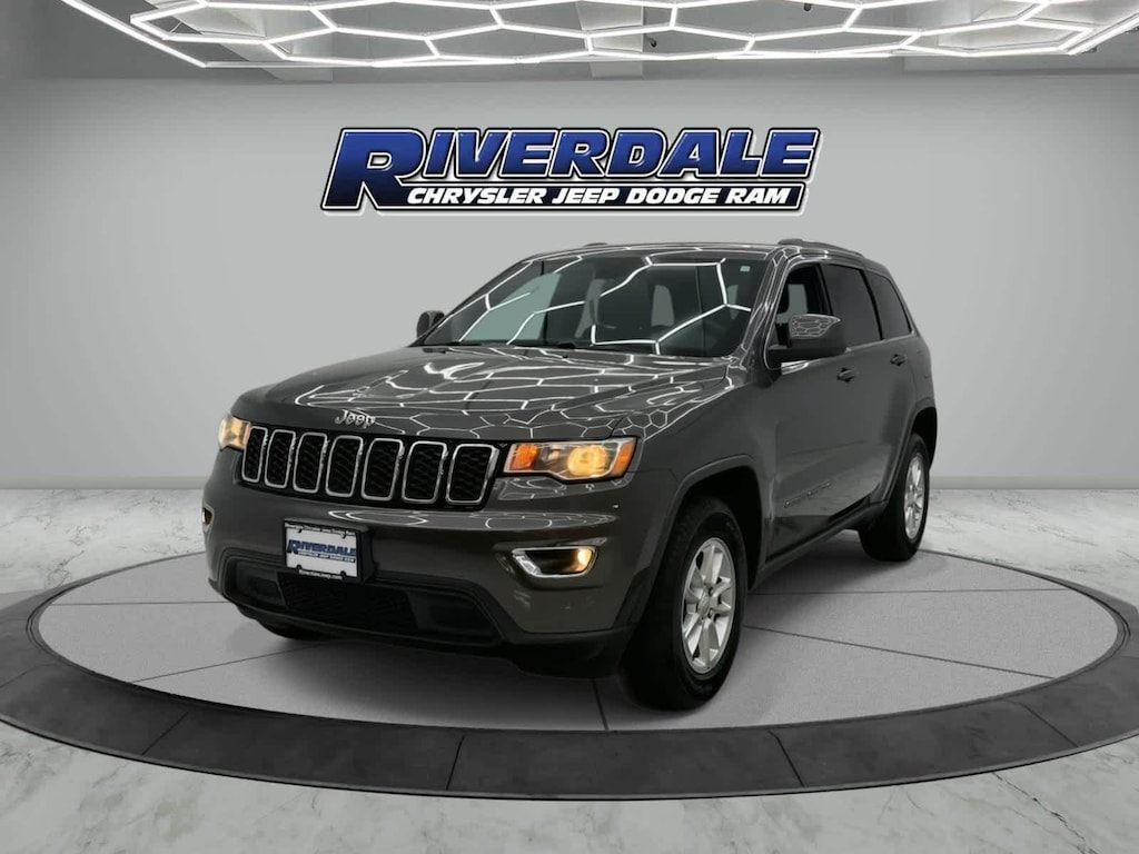 Used 2020 Jeep Grand Cherokee Laredo E