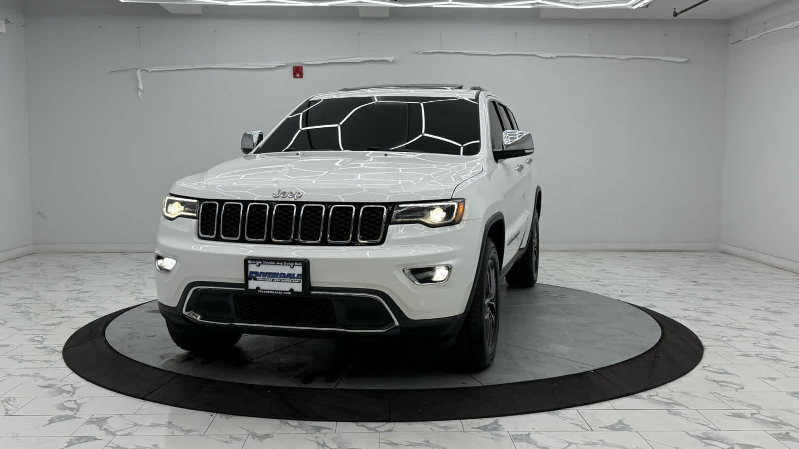 2021 Jeep Grand Cherokee Limited photo 3