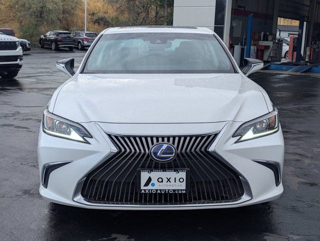 2021 Lexus ES Hybrid 300h - Photo 9