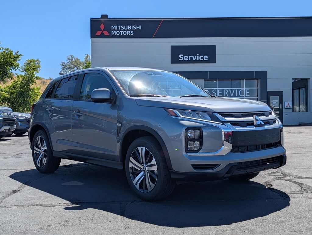 2026 Mitsubishi Outlander Sport's photo