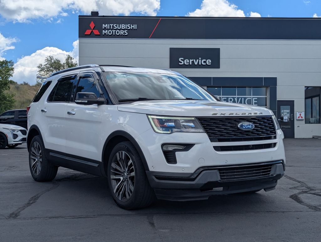 2019 Ford Explorer Platinum 4WD's photo
