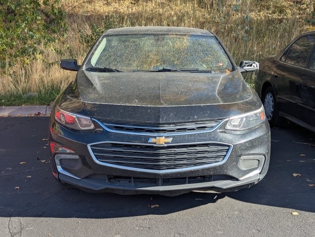 Used 2018 Chevrolet Malibu 1LT with VIN 1G1ZD5ST5JF238532 for sale in Riverdale, UT