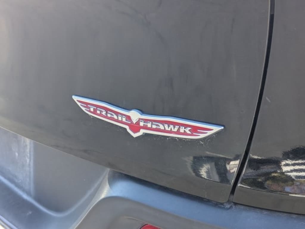 Used 2018 Jeep Cherokee Trailhawk 4x4 SUV