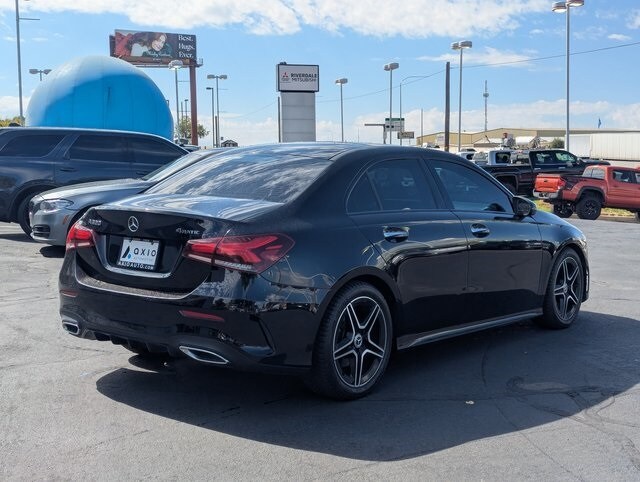 2022 Mercedes Benz A 220 4MATIC photo 3