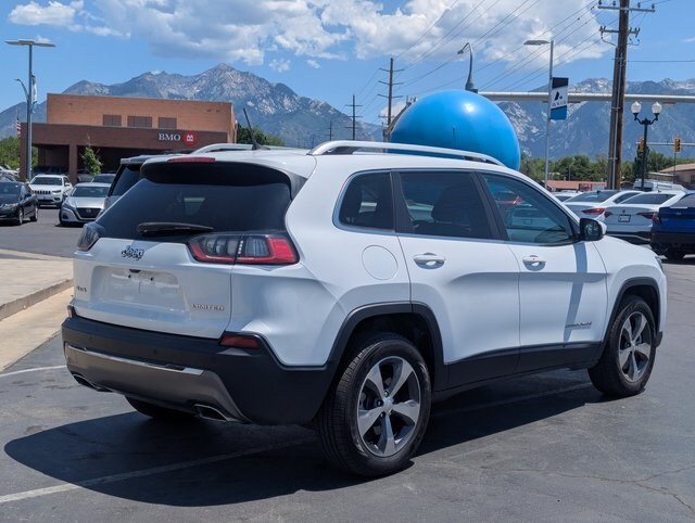 2019 Jeep Cherokee Limited photo 2