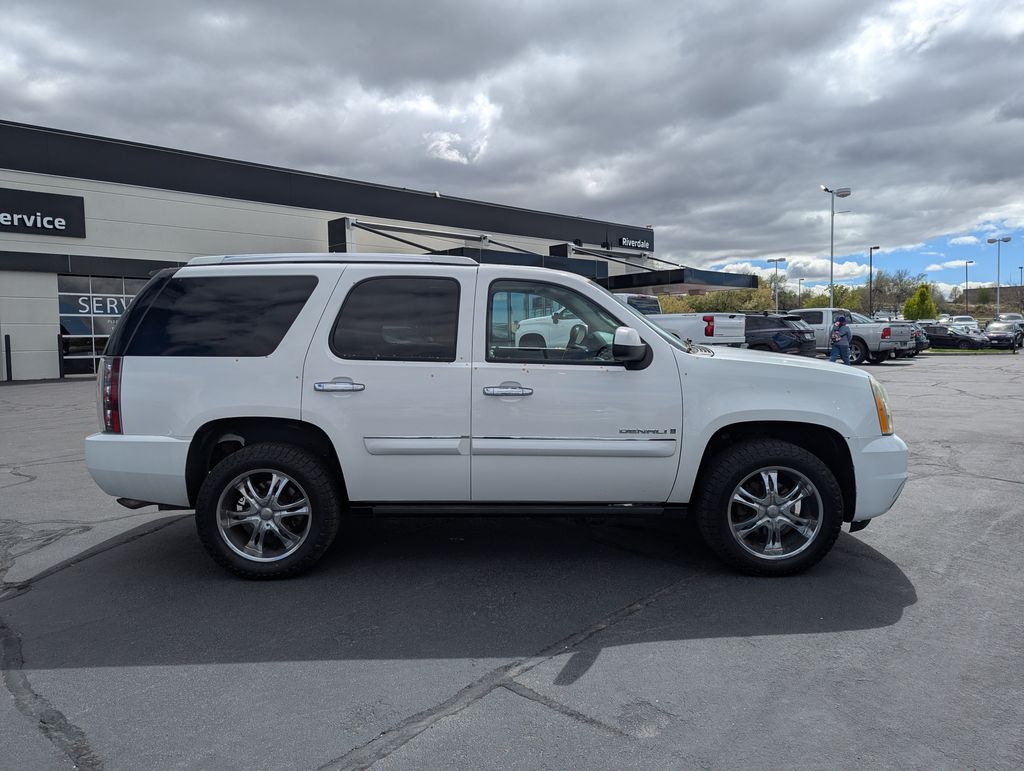 Used 2007 GMC Yukon Denali with VIN 1GKFK63837J271958 for sale in Riverdale, UT