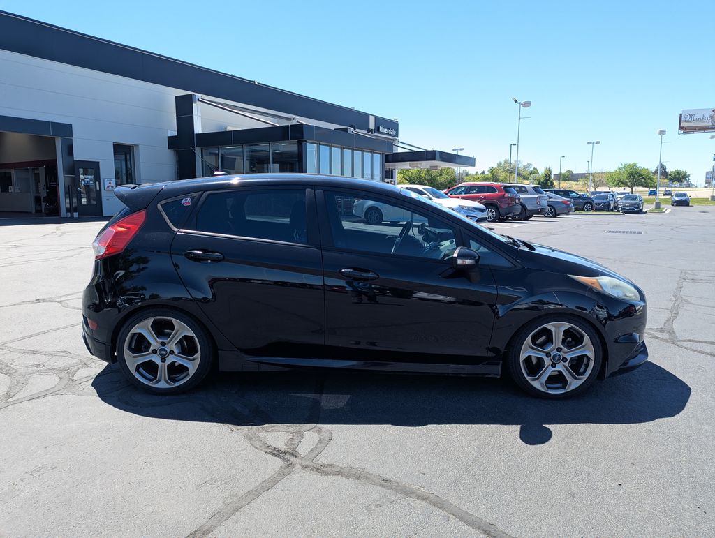 Used 2017 Ford Fiesta ST with VIN 3FADP4GX0HM143164 for sale in Riverdale, UT