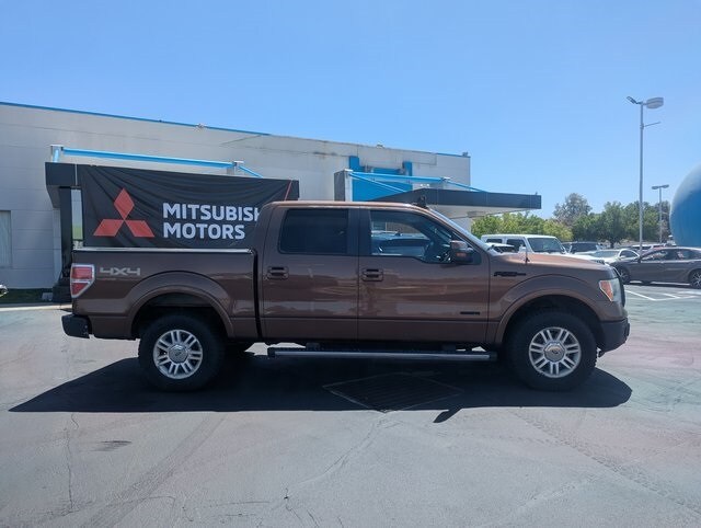 2012 Ford F-150 Lariat photo 2