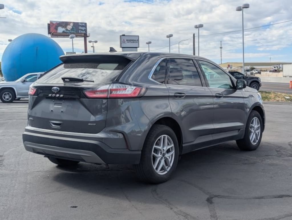 Used 2024 Ford Edge  SUV