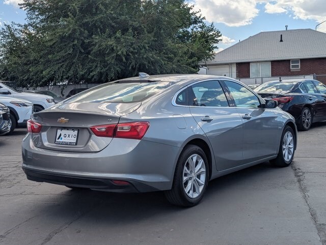 2023 Chevrolet Malibu 1LT photo 3
