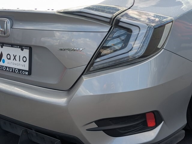 2021 Honda Civic Sport photo 4