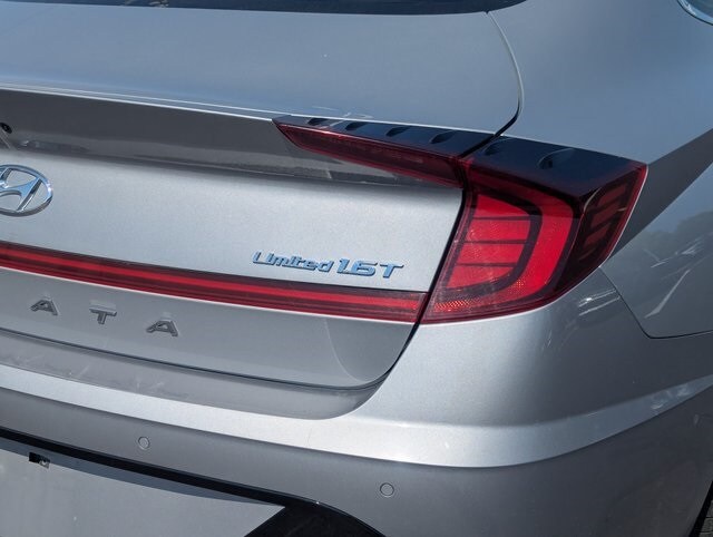 2023 Hyundai Sonata Limited photo 4