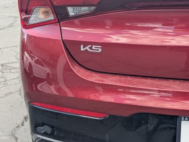 2023 Kia K5 LXS photo 4