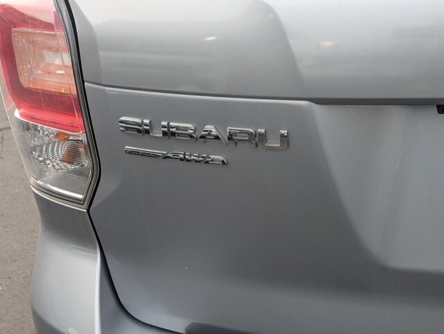 2018 Subaru Forester 2.5i Touring photo 3