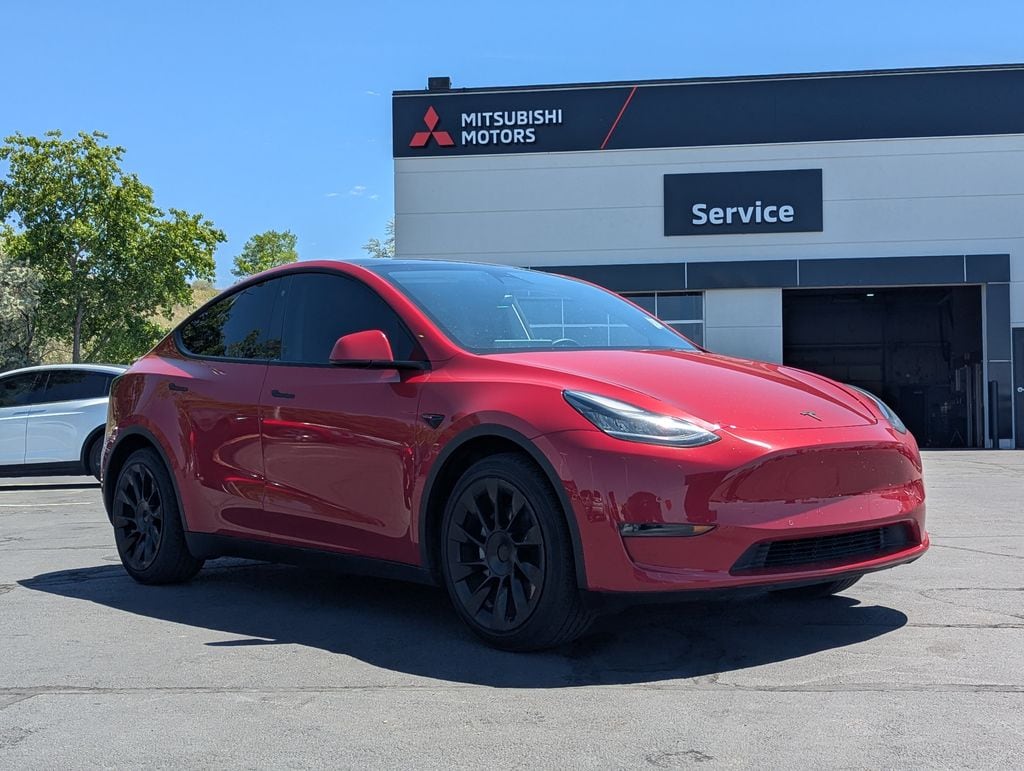 2022 Tesla Model Y Long Range Dual Motor All-Wheel Drive's photo