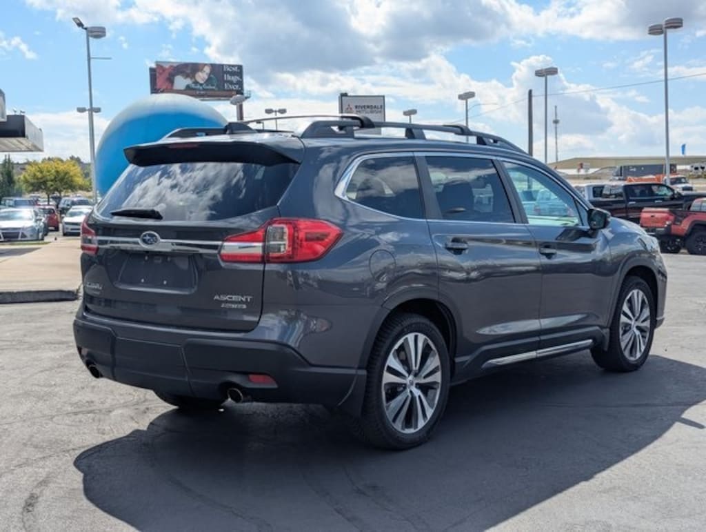 Used 2022 Subaru Ascent Limited 8-Passenger SUV